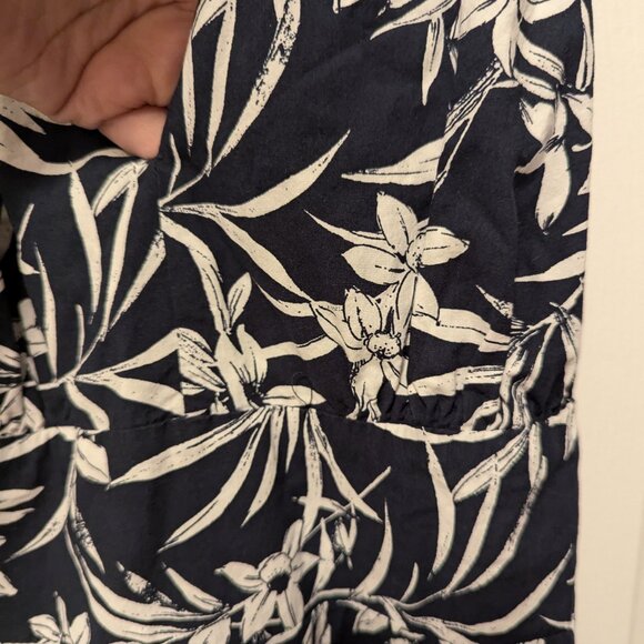 Madewell Smocked Halter Midi Dress in Poplin - Picture 6 of 10